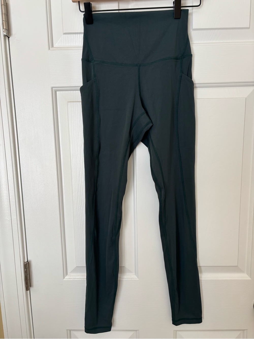 Quince Green Active Leggings With Pockets Size Small